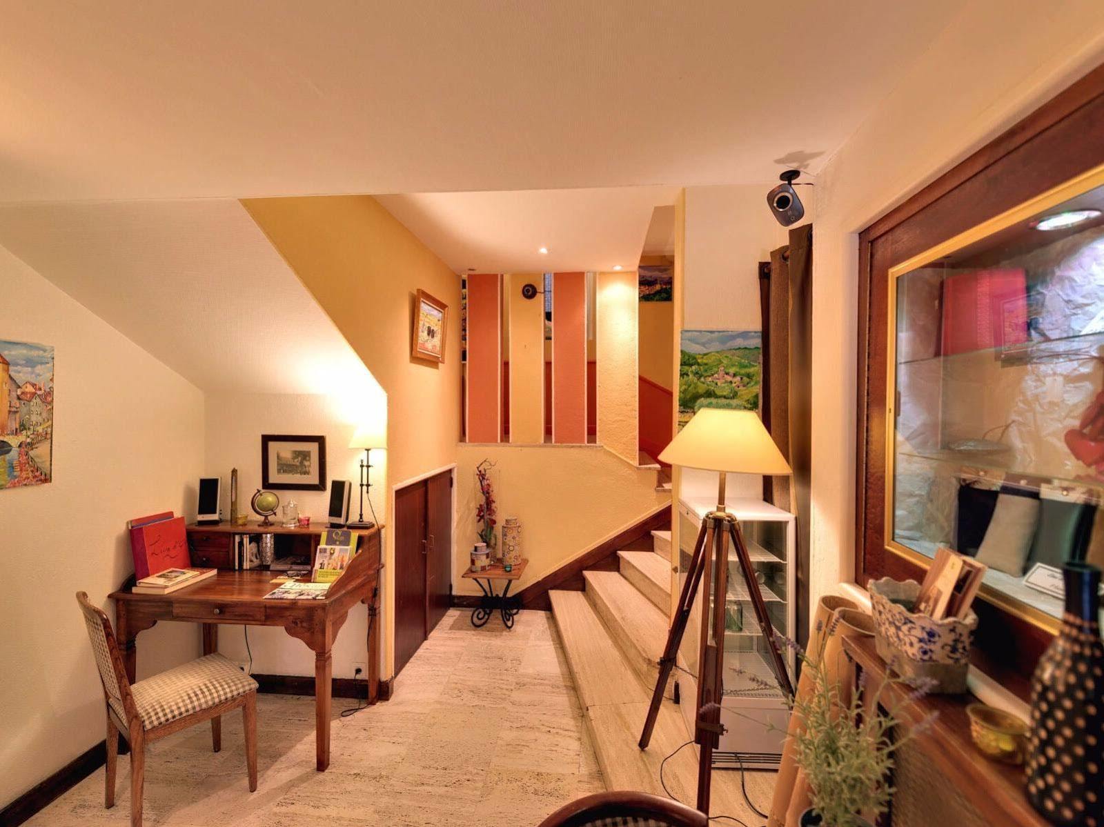 Logis Hotel Orly アレス エクステリア 写真