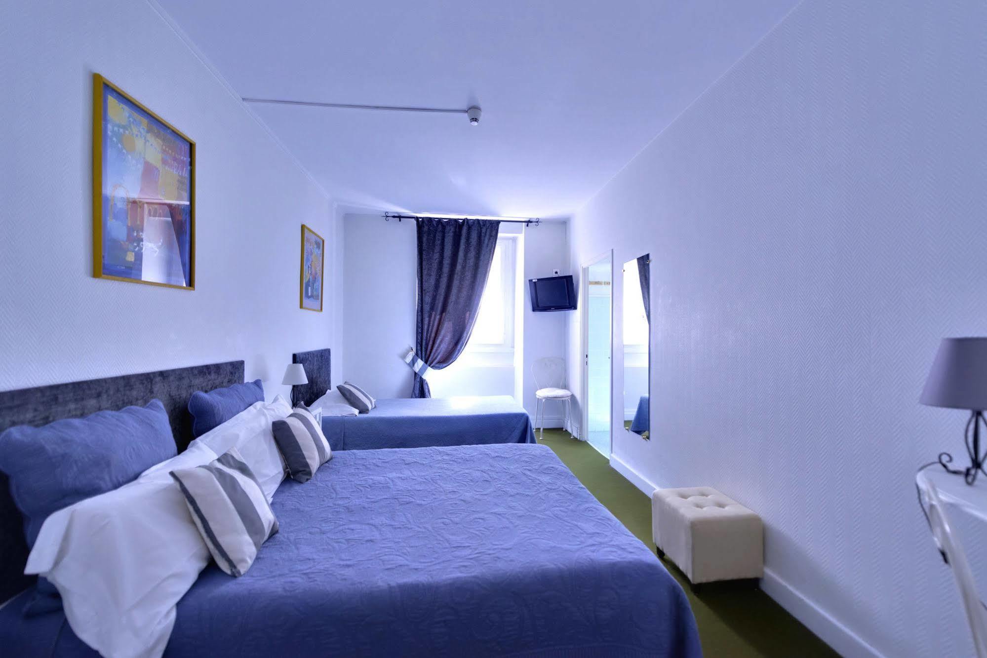 Logis Hotel Orly アレス エクステリア 写真