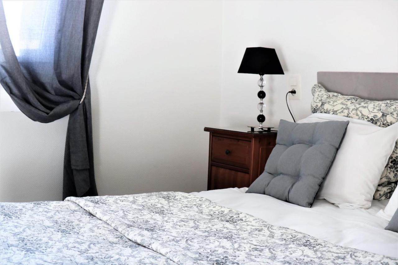 Logis Hotel Orly アレス エクステリア 写真