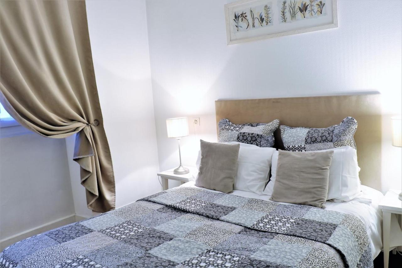 Logis Hotel Orly アレス エクステリア 写真